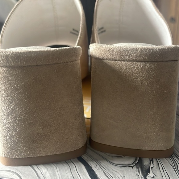 Franco Sarto cream slide sandal block heels 36/6 - Picture 3 of 8